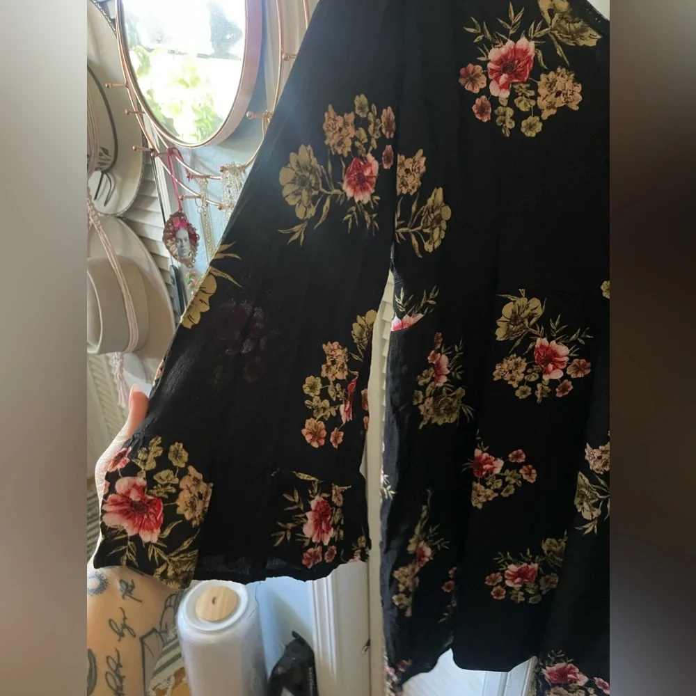 American Rag Dress - Picture 3 of 9